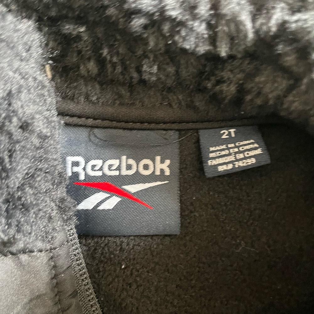 Kids Reebok jacket - Picture 2 of 2